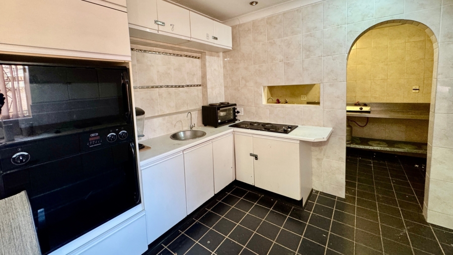 24 Bedroom Property for Sale in Die Bult North West